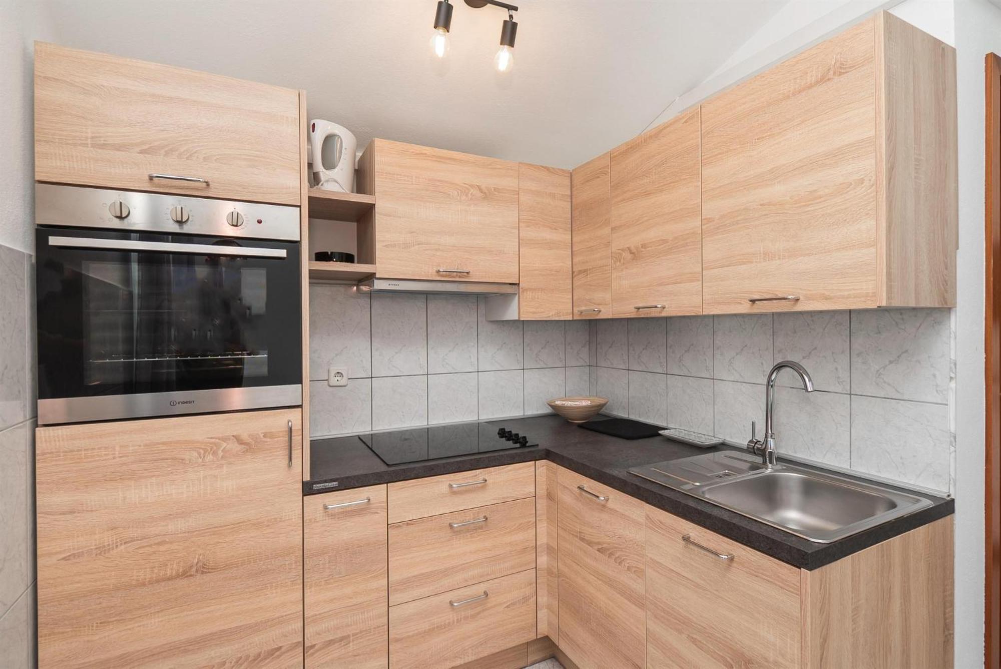 Apartments Polly Primosten Ngoại thất bức ảnh