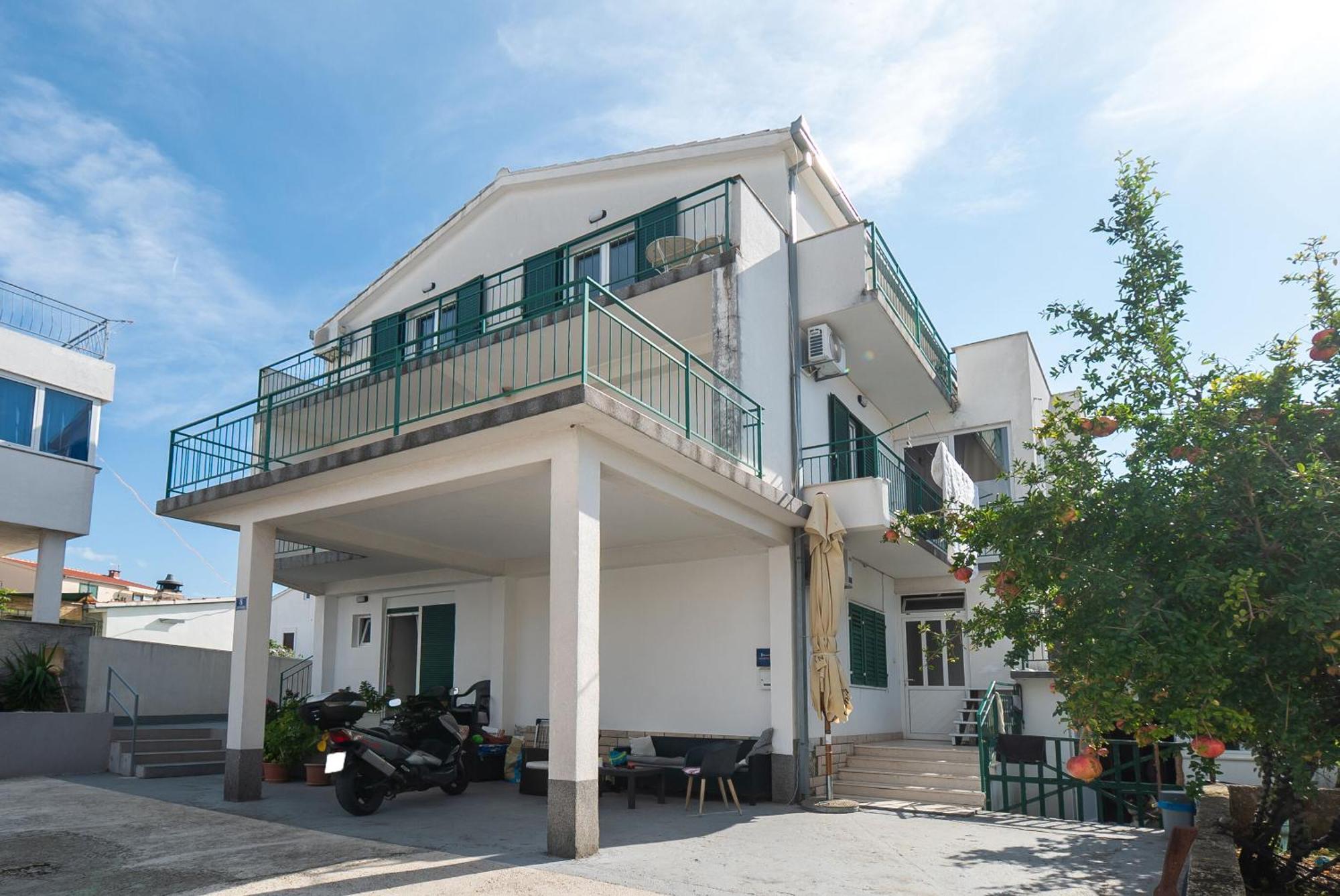Apartments Polly Primosten Ngoại thất bức ảnh
